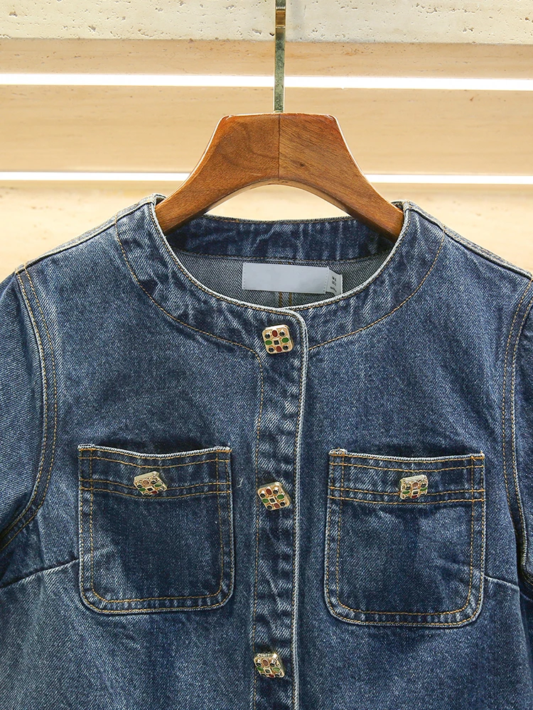 เสื้อคาร์ดิแกนยีนส์ผู้หญิงระดับไฮเอนด์พร้อมปุ่มเพชรและชุดกระโปรง f แฟชั่นชุดสองชิ้น ort Sve ro...