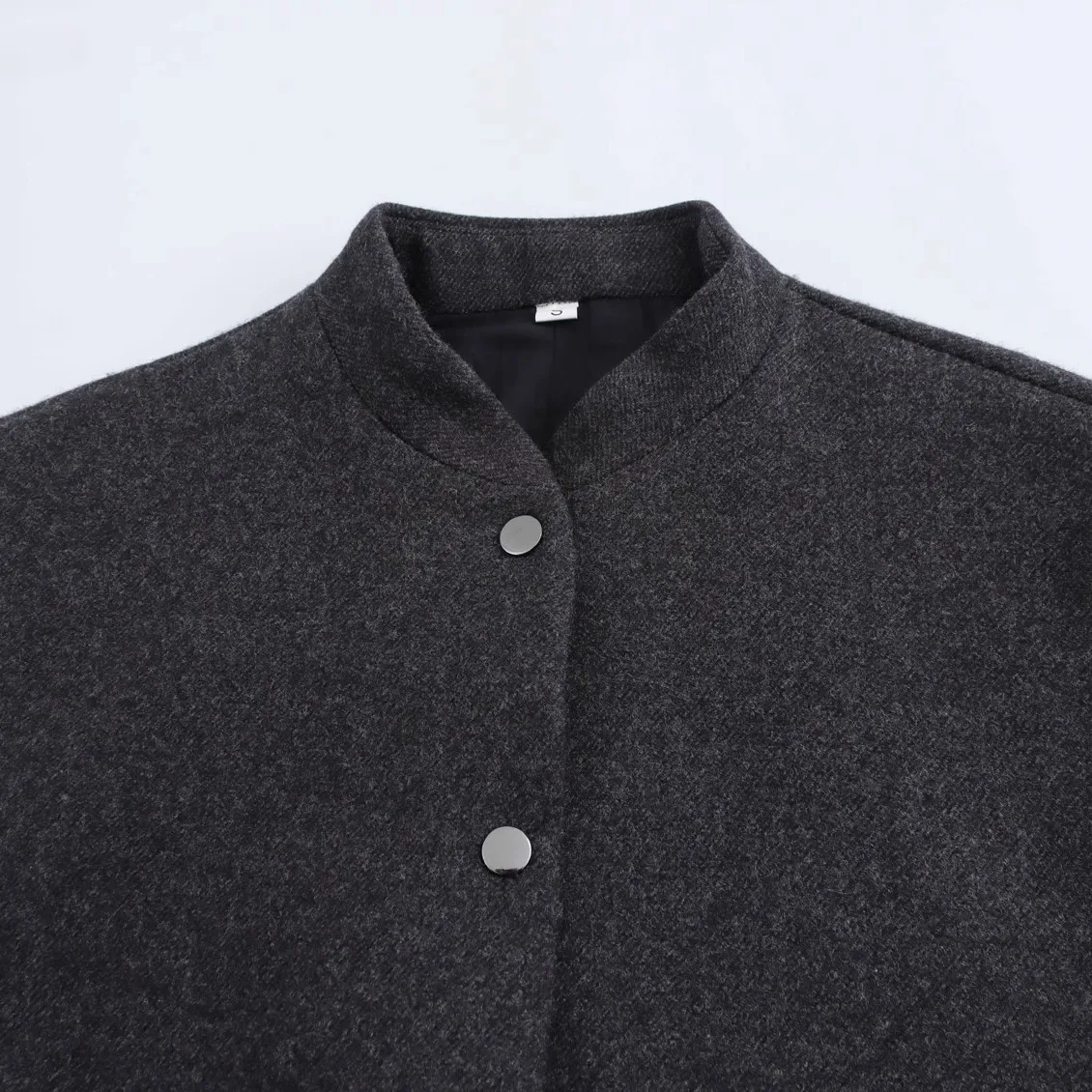 เสื้อแจ็คเก็ตผู้หญิงดีไซน์ใหม่สไตล์นักบิน ประดับแพทช์ ตกแต่งด้วยผ้าโพลีเอสเตอร์ ทรงหลวม กันลม รุ่น JNLEAOG สำหรับฤดูใบไม้ร่วง