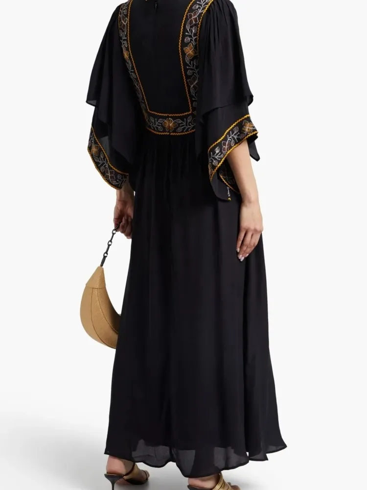 Vestido de vacaciones bordado Retro negro con cuello en V mangas de murciélago vestido largo informal de playa Vestidos bohemios para mujer 2025