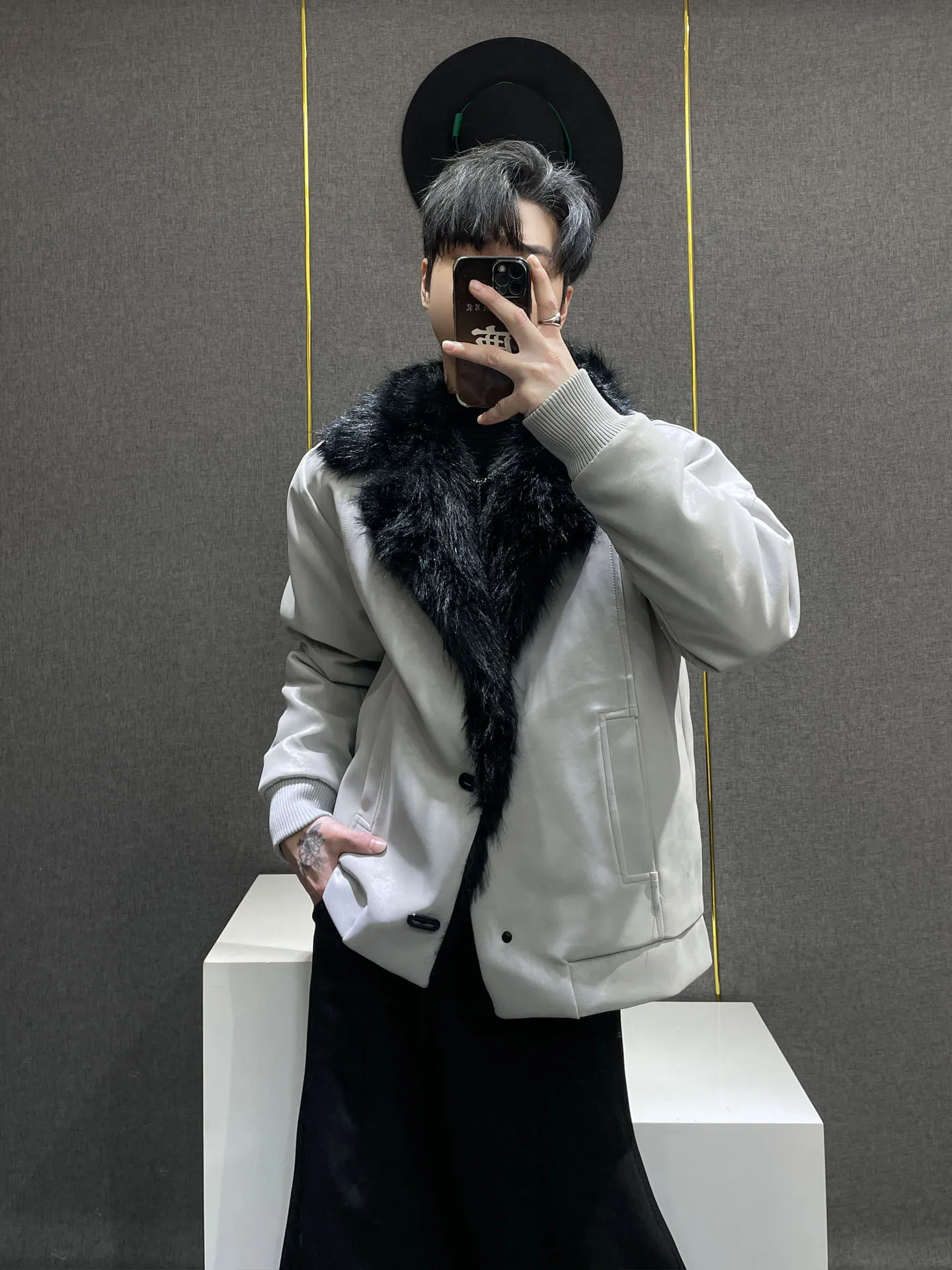 

LiuLiu 2026 Spring High-End Feathers Collar down Jaet Thi Warm Inteated Leather Fur Coat Men's Casual ort Sle Button