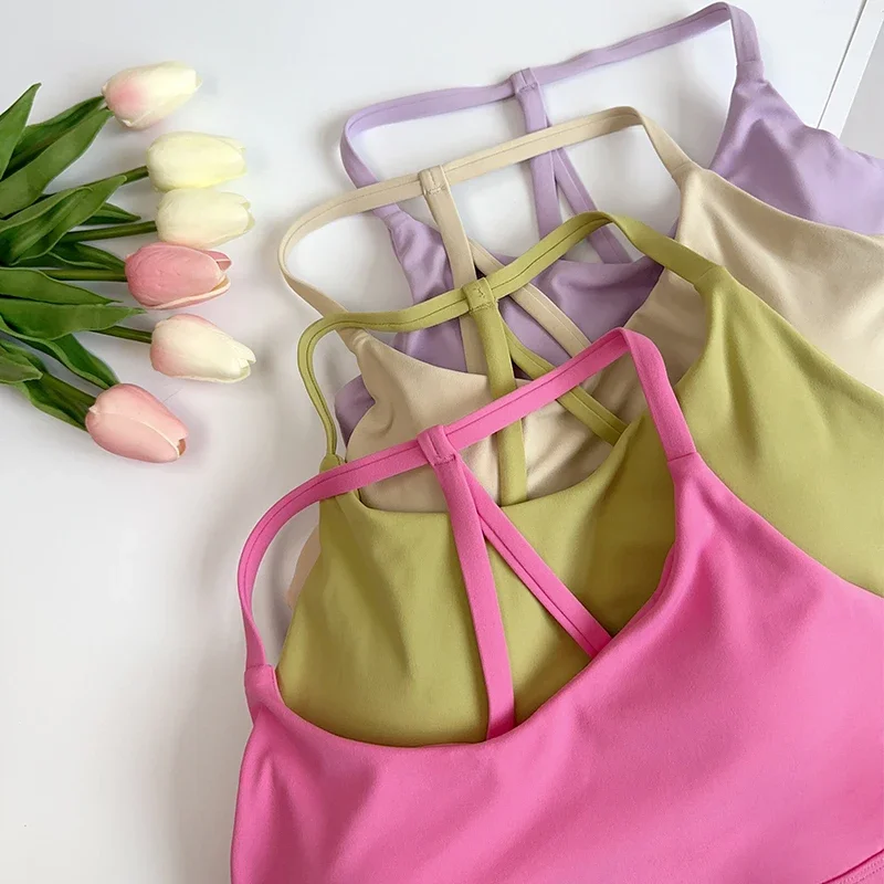 Reggiseno sportivo da donna per fitness in tinta unita Reggiseno da palestra per yoga Athletic Cross Tight Top Allenamento con imbottitura sul petto Antiurto di alta qualità 👚
