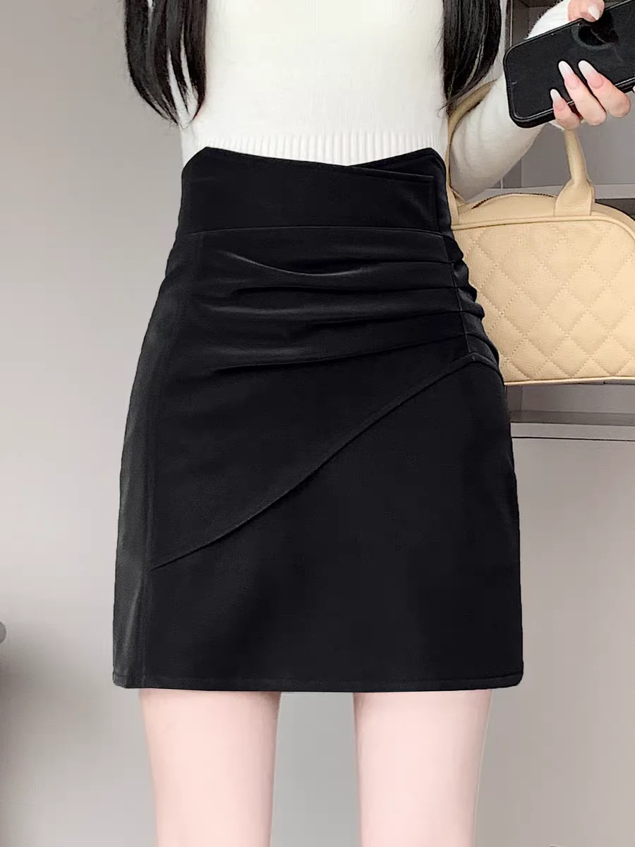Mini jupe asymétrique en velours à la mode: jupes crayon amincissantes taille haute pour petites femmes-automne 2025 nouveauté
