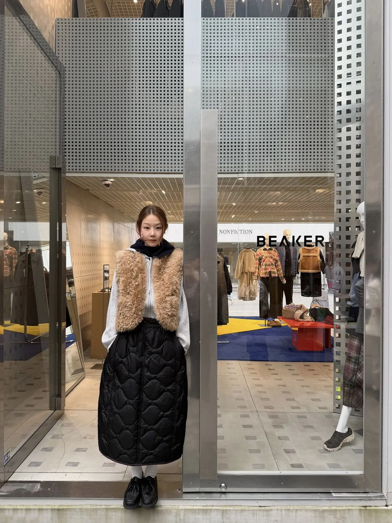 

Оригинальная длинная юбка Nok Xiaola из хлопка, коллекция Зима 2025, с цветными блоками и эффектом капель воды, повседневная, стильная