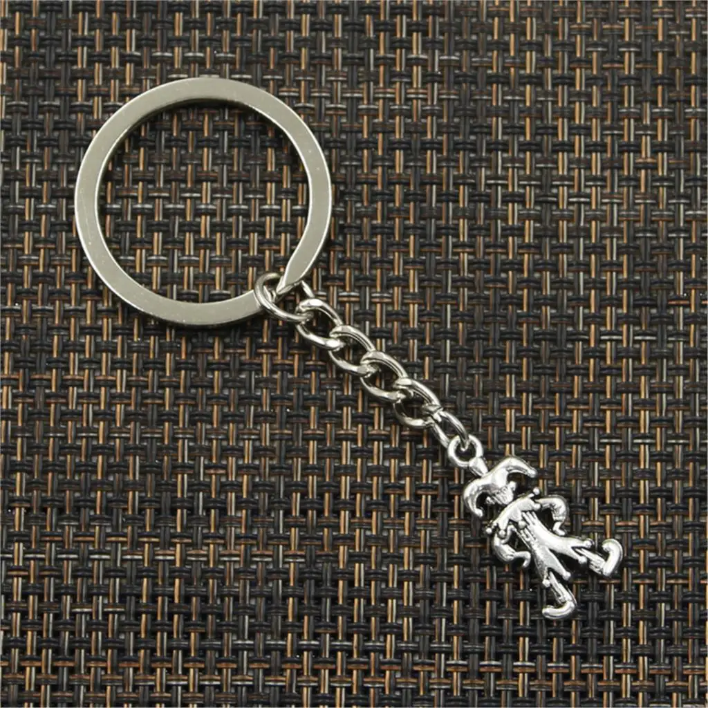 Moda Clown Joker Jester 25x12mm wisiorek 30mm brelok do kluczy brąz kolor srebrny mężczyźni prezent samochodowy pamiątki brelok Dropshipping — zdjęcie 4