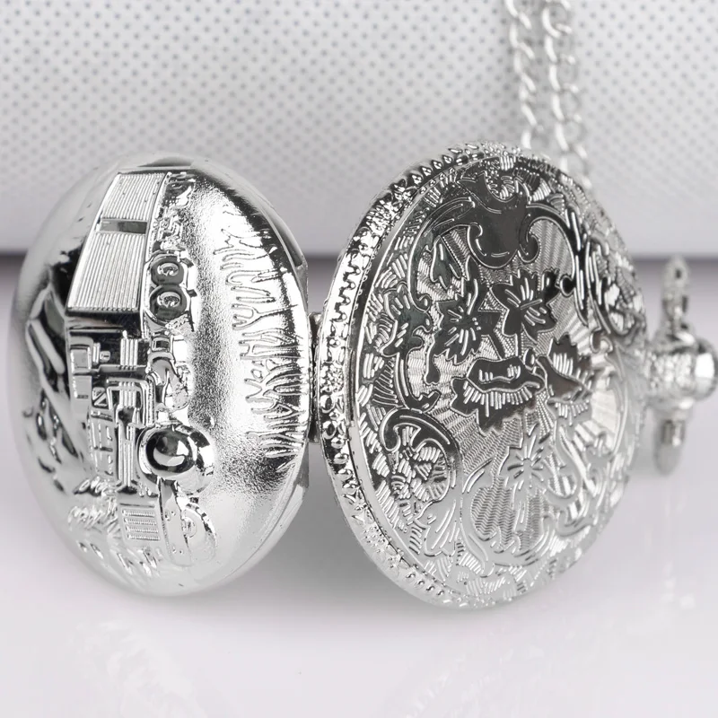 Retro Truck Pocket Watch with Chain Watch Car Truck Driver Pocket Watches for Men Women Necklace Gifts Clock Relogio De Bolso