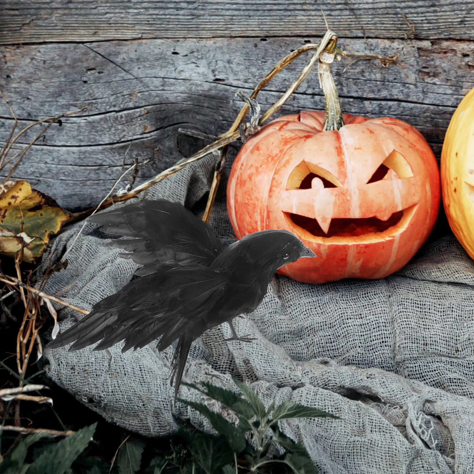 

Halloween Plume Ornament Wooden Creepy Haunted Party Accessory Simulated Crow Decoration Fake Crows Desktop Decor