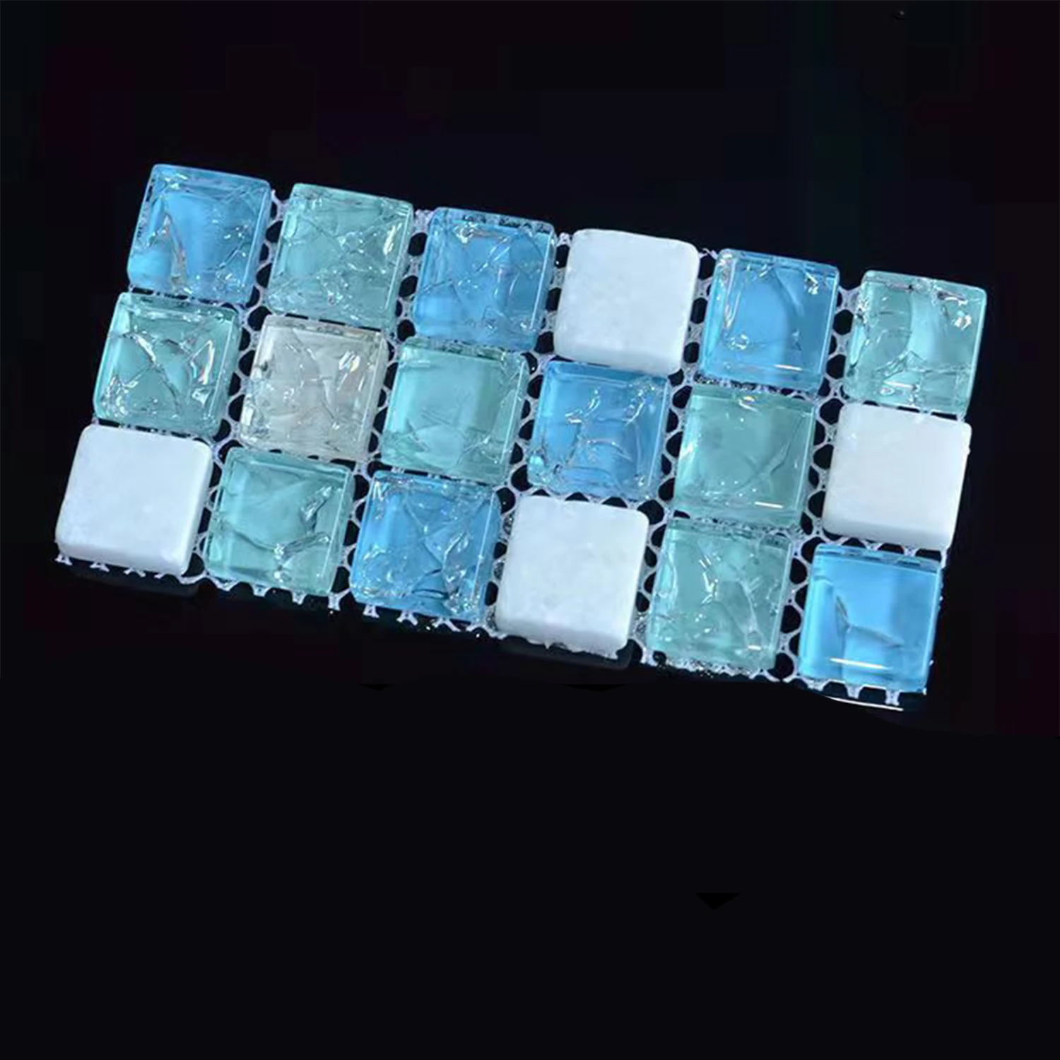 1Pc Small Pets Hamster Summer Cooling Pad Natural Crystal Ore Cool Mat Resin Cooler Beds for Guinea Pig Hamster Rabbit Accessory view 6