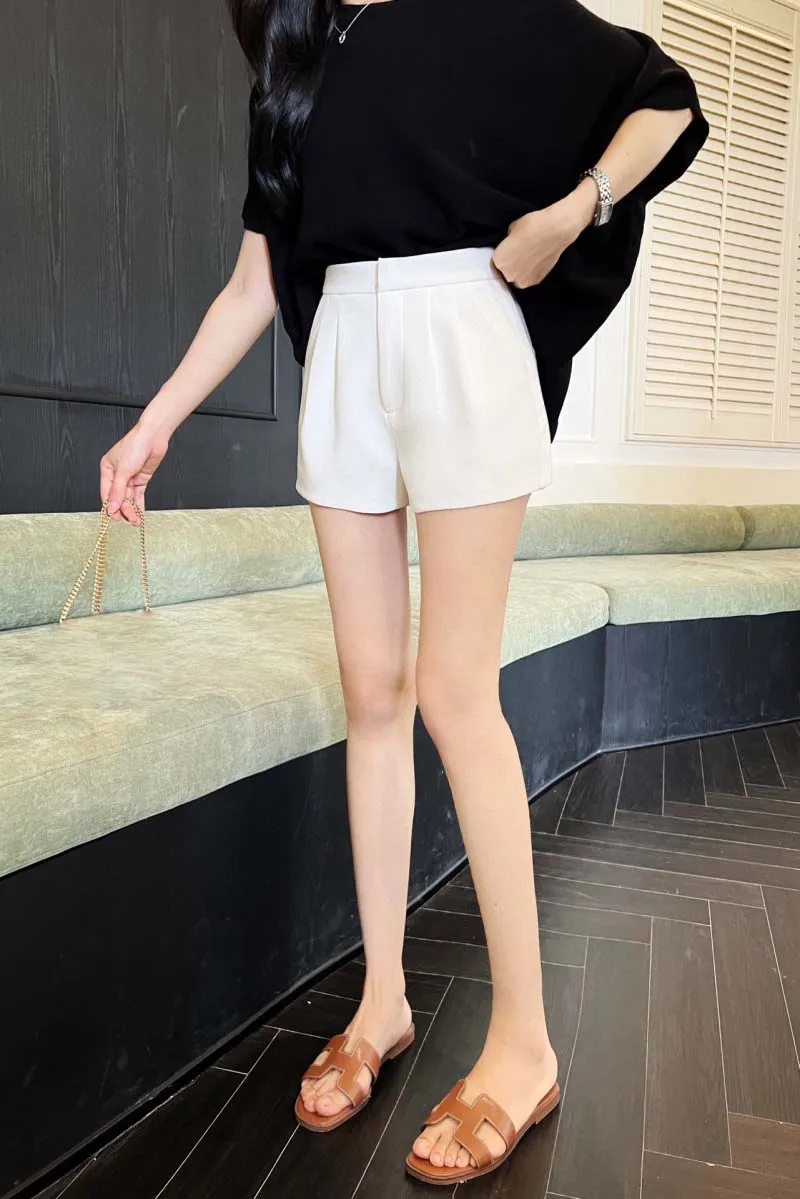 

British style women's shorts are fashionable, simple, slim fit, slimming, patchwork satin casual versatile A-line suit shorts