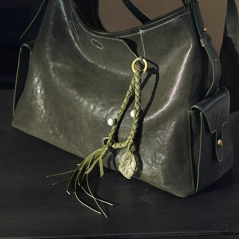 

Songmont Bag Hanger - Heartstone Crystal Hand-Woven Bag Hanger - Bag Hanger Accessory