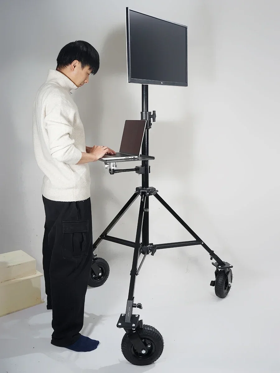 On-line shooting set wheeled computer tray display bracket film studio mobile image workstation director monitor car Image Mobil