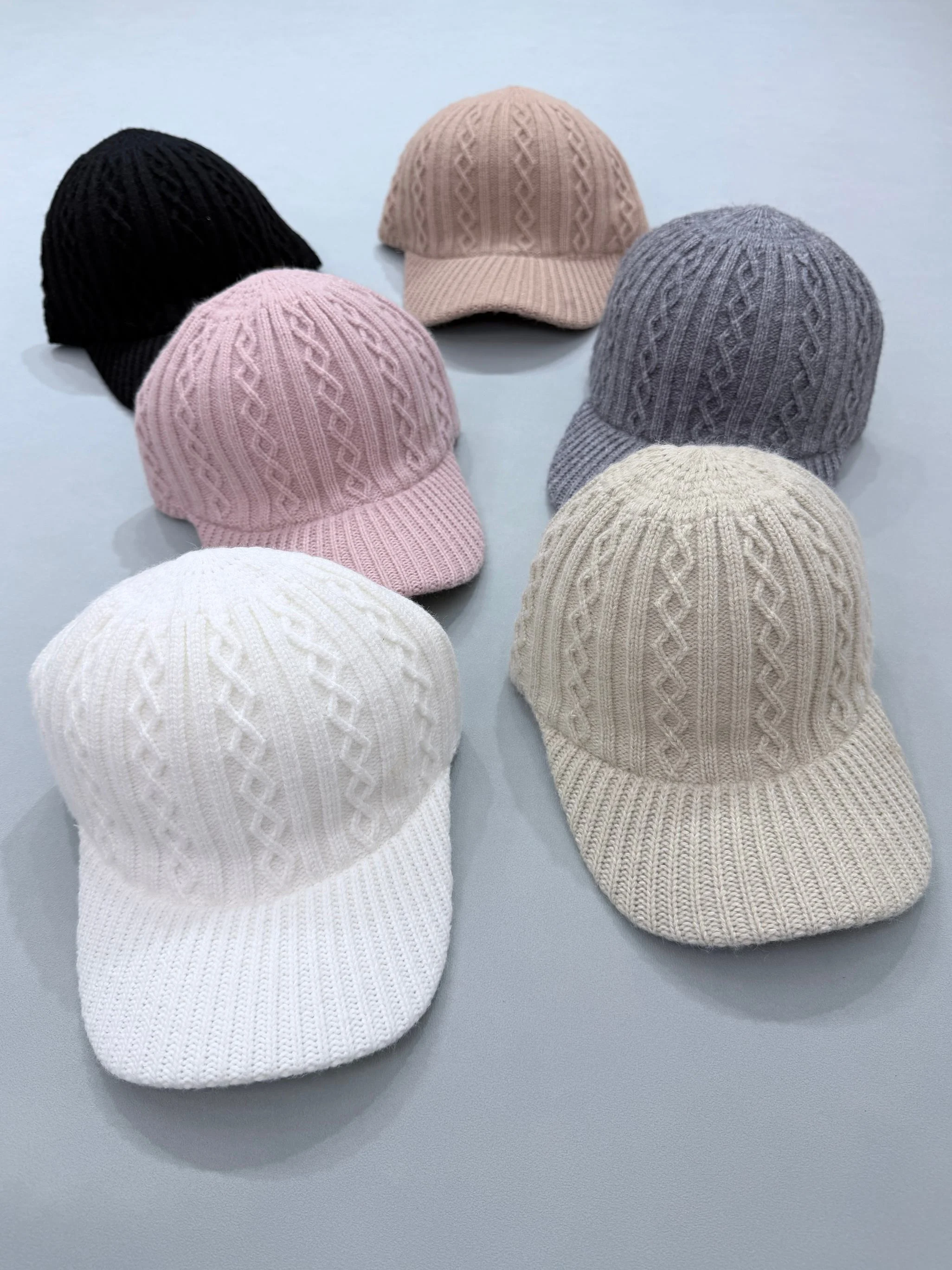 Women'S Autumn/Winter Simple Solid Color Versatile Cable Knit Wool Hat Outdoor