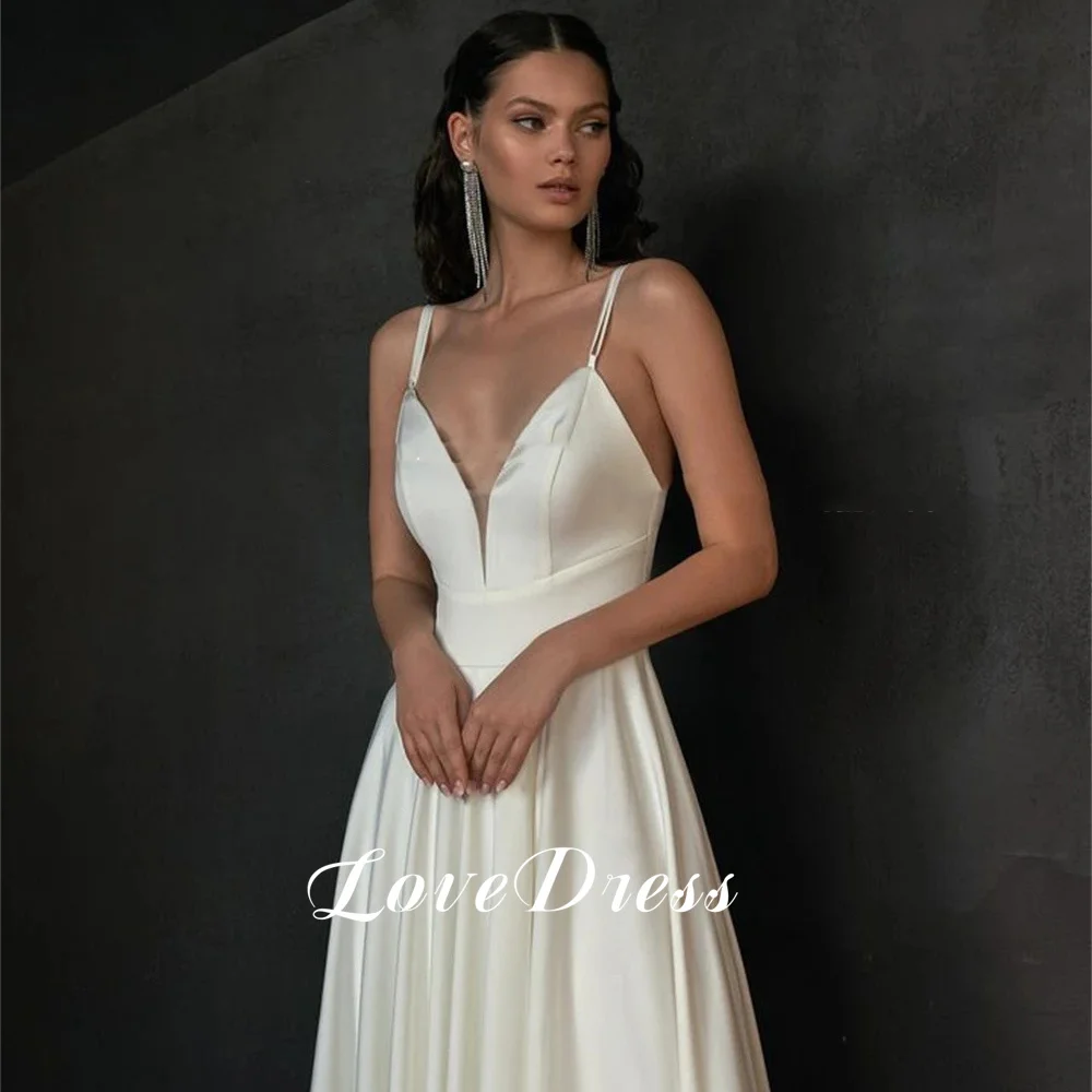 Love Simple Spaghetti Straps V-Neck Stain A-Line Pleats Wedding Dress Simple Backless Floor Length Bridal Gown Vestidos De Novia