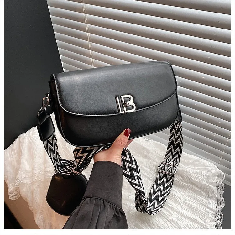 

2025 Trendy Square Bag - Stylish Shoulder & Crossbody Purse for Women, Unique Small Handbag