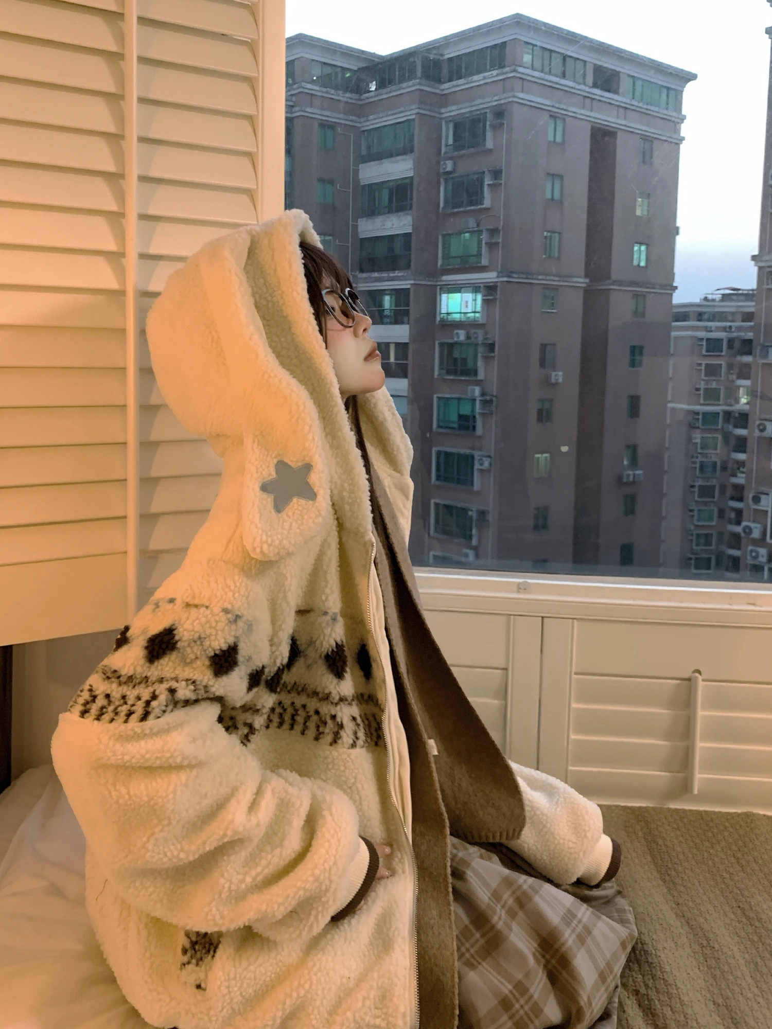 

Женская свободная зимняя куртка Tudou из овечьего бархата с узором Fair Isle, с кроличьими ушками, на флисовой подкладке, хлопковая, милая, с длинными рукавами, на молнии