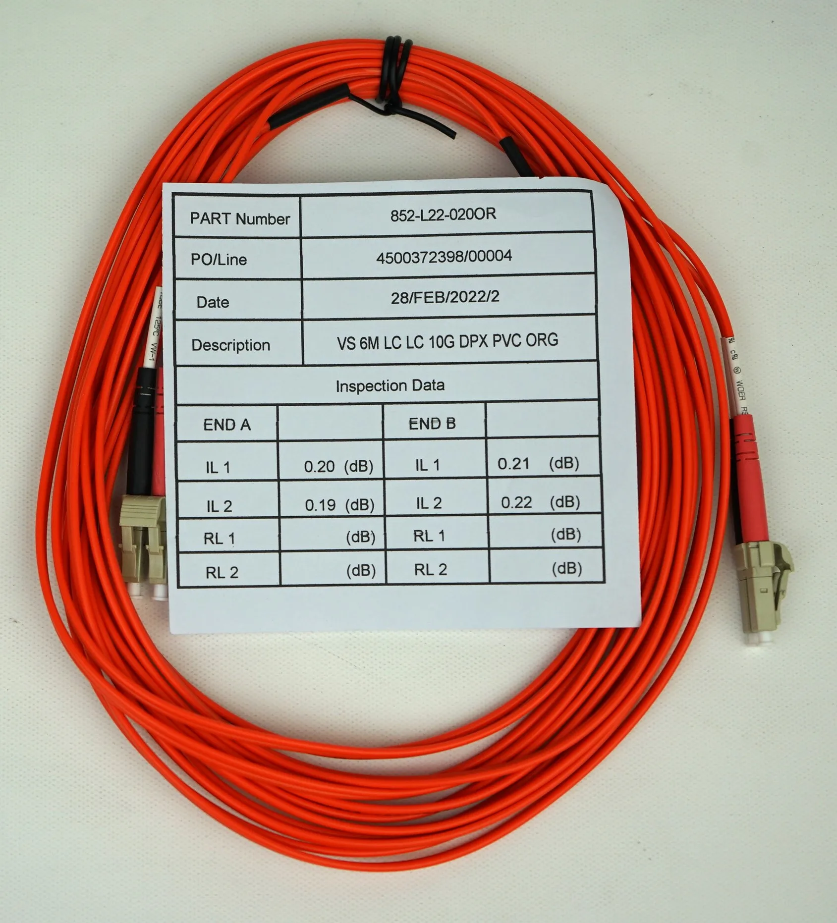 

Патч-кабель Legrand 19 футов (6 м) из ПВХ — LC — ST 10 ГБ 50/125 — дуплекс — многорежимный Om3 — оранжевый — используемый, как новый