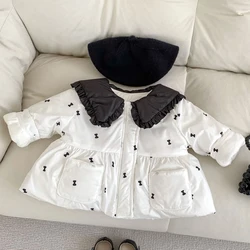 Winter new baby clothing, 0-3 year old female baby with thick velvet and butterfly printed cotton collar jacket