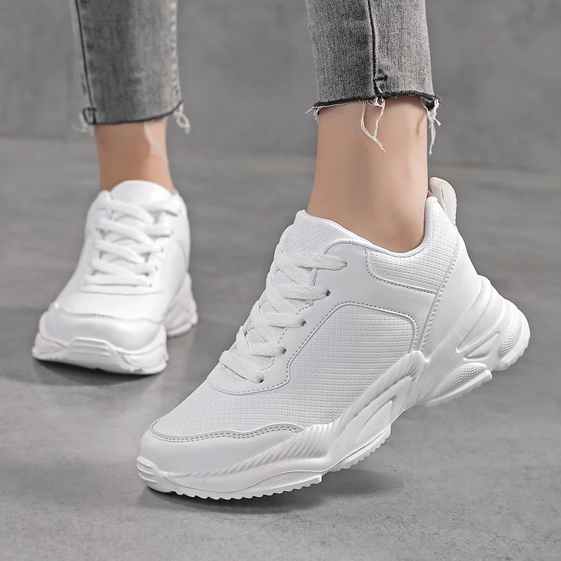 

Новые женские спортивные вулканизированные туфли на толстой подошве, мужские повседневные кроссовки, осень