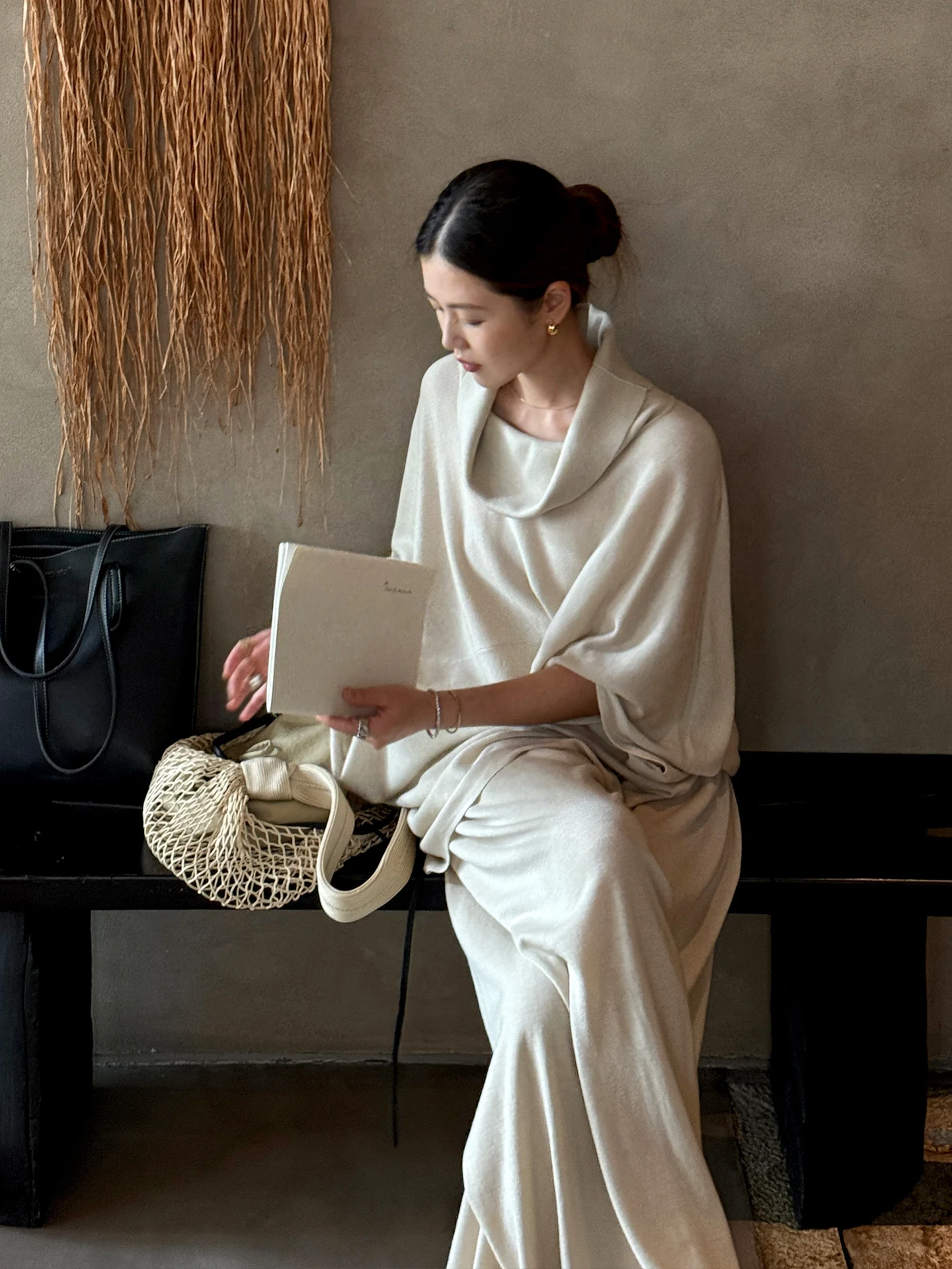 

Комплект из вязаного шерстяного свитера и брюк CML: свободный крой, мягкая смесь полиэстера, однотонный, повседневный, женский, осенняя мода