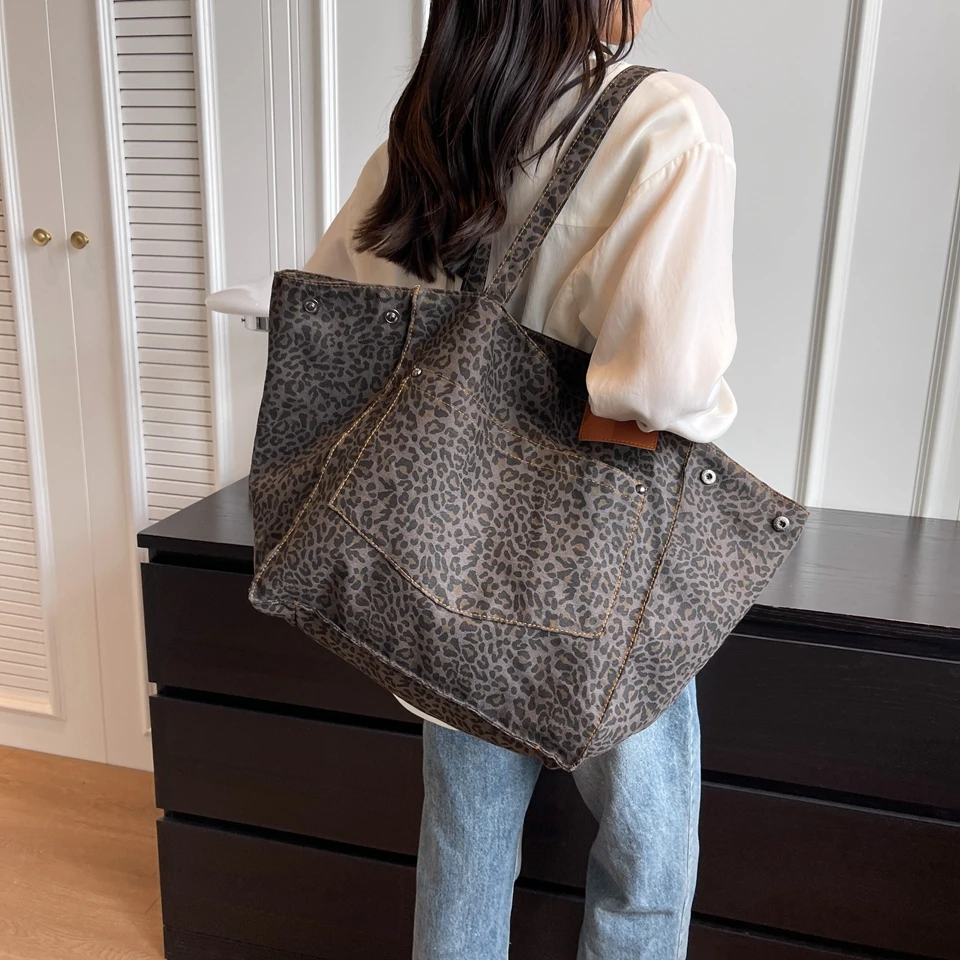 Leopard Casual Totes For Women Large Capacity Fashion Shoulder Bags Soft Cloth Big Leisure Or Travel Bags Korea Lazy breeze Bags