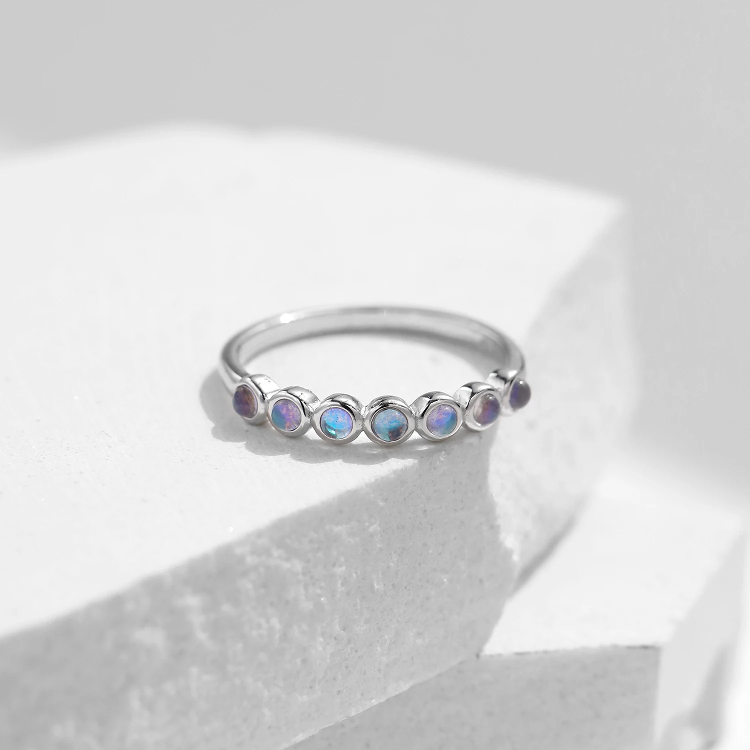 Women's Exquisite Round Moonstone Stackable 925 Silver Ring
