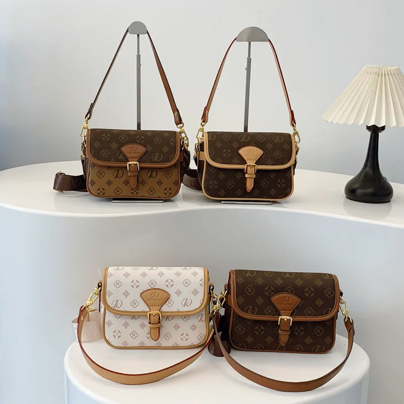 

2025 Autumn Winter Square Bag, Textured Shoulder Purse for Women, Chic Crossbody Tote, Minimalist Day-to-Night Bag, Versatile