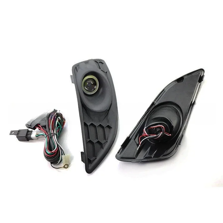 Suitable for 13-16 Ford Fiesta fog lamp convex mirror white light angel eye, honeycomb through hole under net fog lamp frame