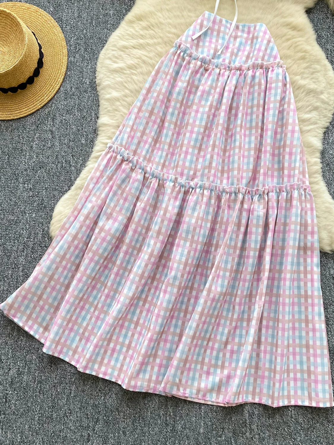 Conjunto de Moda para Mujer: Top Corto Bordado con Hombros Descubiertos y Mangas Abullonadas de Verano 2025 con Falda  de...