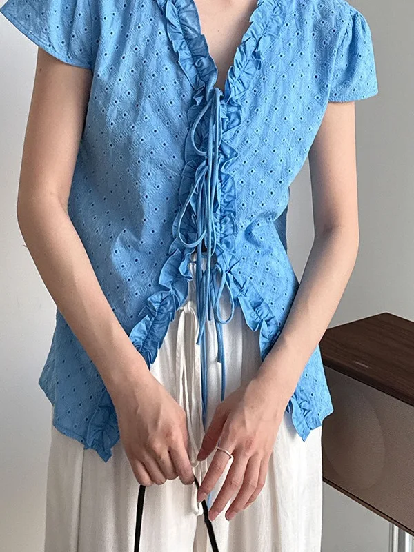 

Стильный корейский топ Sweet Korean Sle Bubble Sve для женщин, с V-образным вырезом, ажурной отделкой, поясом, двухцветный, с деревянными пуговицами, для повседневной носки