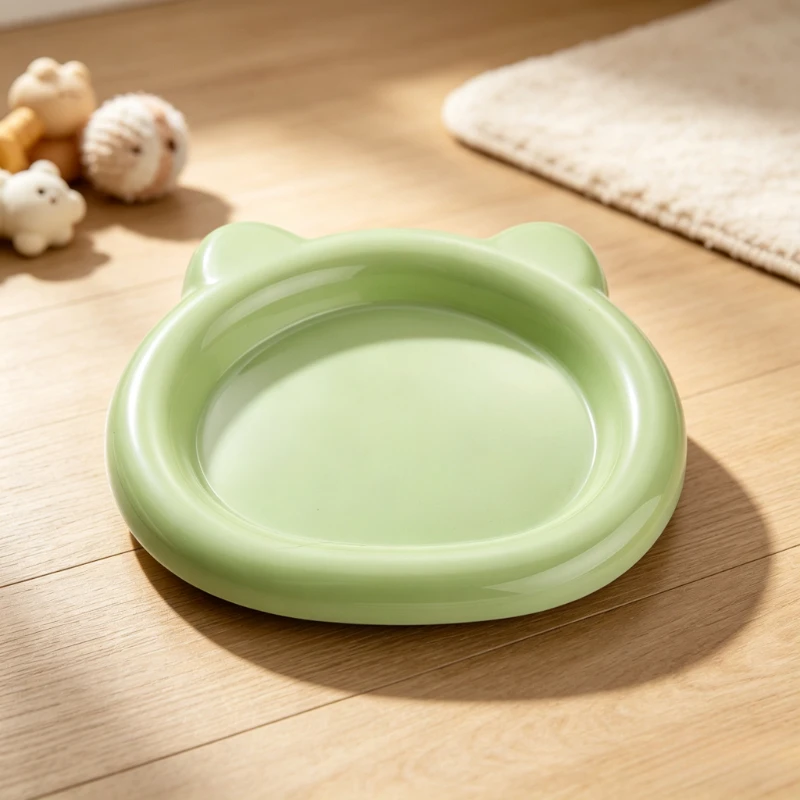 Cute Bear Shaped Pet Plate Plastic Snack Dish Cat Wet Food Freeze Dried Tray Small Dog Puppy Food Serving Plate