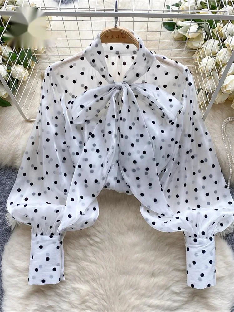 

Autumn Casual Polka Dot Blouses Bow Collar Puff Sleeves Buttons Design Fashion French Vintage Temperament Women Shirt