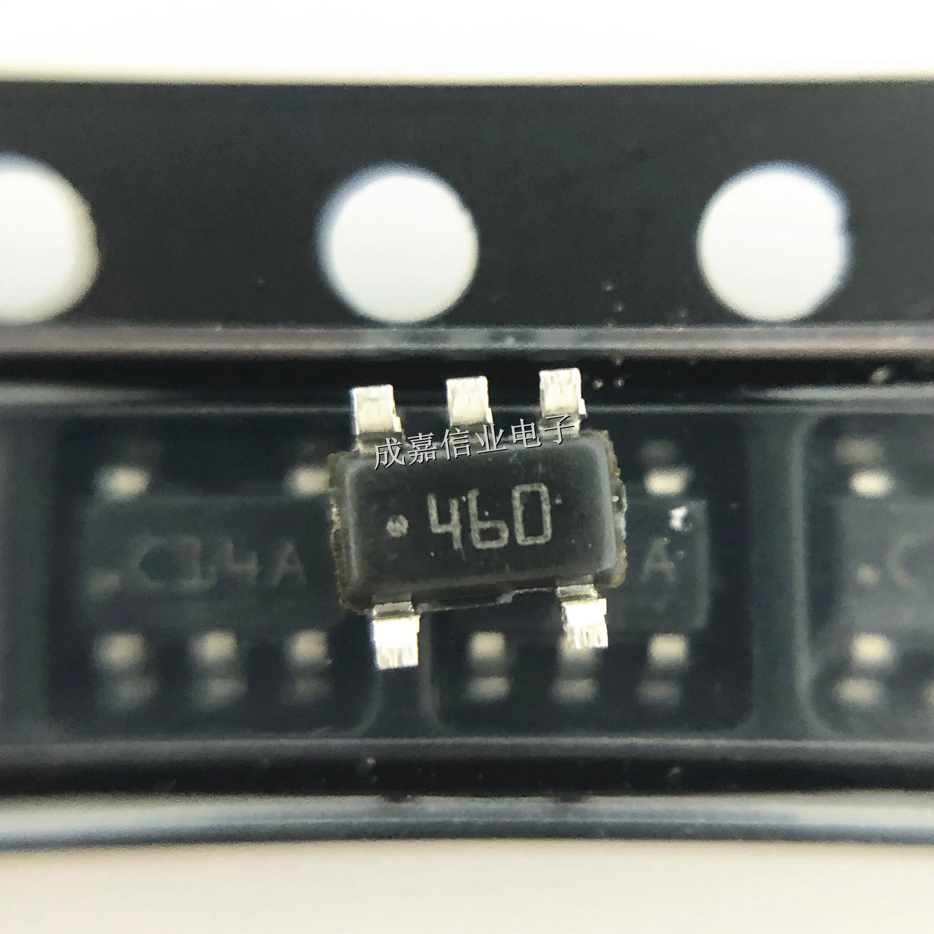 10pcs/Lot LMV7219M5X SOT-23-5 MARKING;C14A Analog Comparators 7 Nsec 2.7V to 5V Operating Temperature:- 40 C-+ 85 C