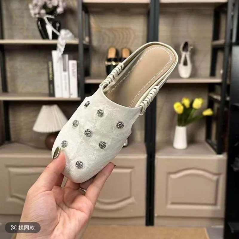 

Fashion Women's Shoes Exquisite Rivet Muller Slippers for Woman Comfortable Baotou Casual Shoes Designer Shoes Zapatos De Mujer