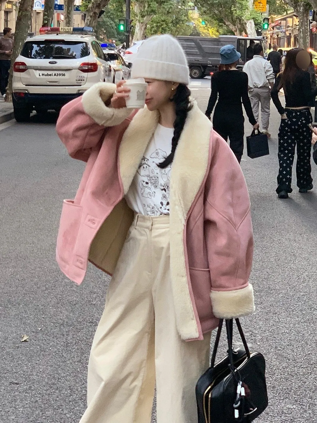 Korean Sle Sweet Cute Lamb Fur Jaet Coat Women's Winter New Thiened Simulation Fur Coat Polyester Fiber Stand Version