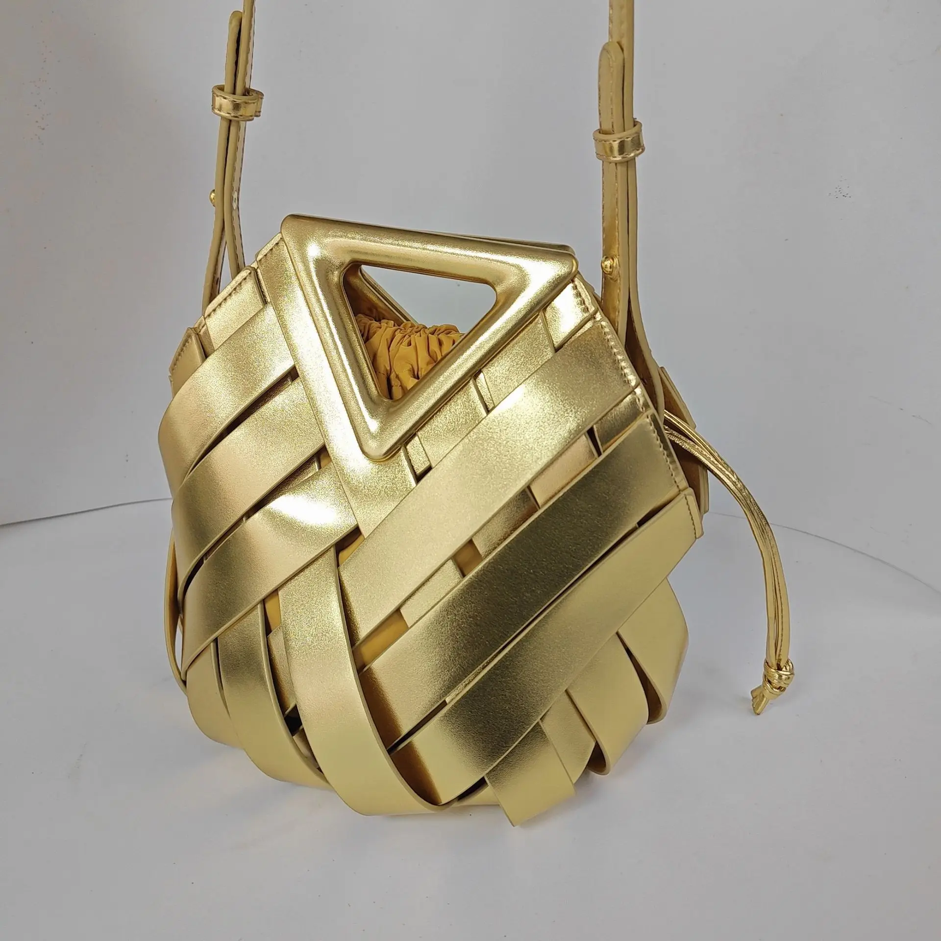 

Ретро-классическая сумка для подгузников для женщин, роскошная сумка через плечо, дизайнерская минималистичная элегантная сумка-тоут большой вместимости