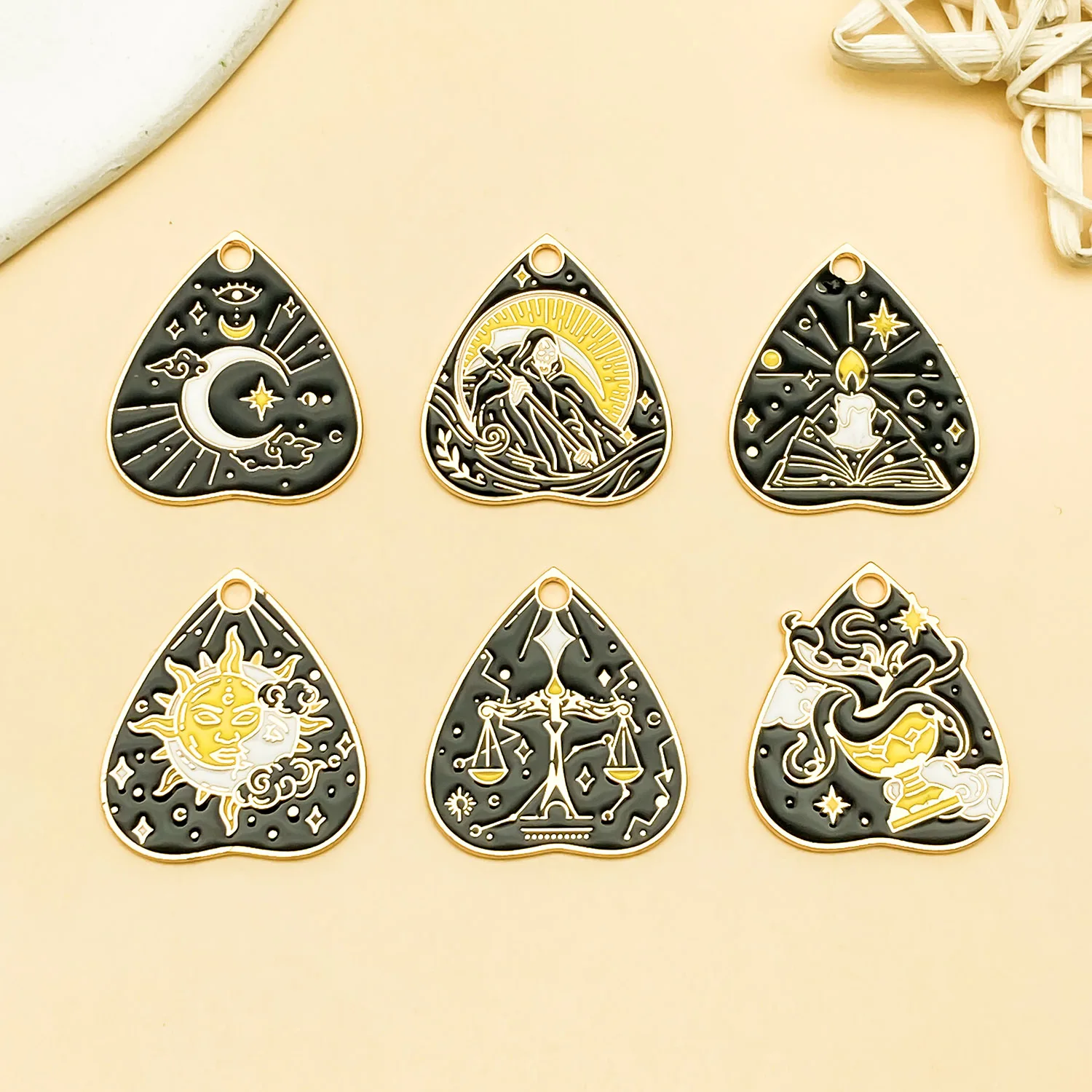 6/10pcs Tarot Witchy Enamel Charms Heart Shape Sun Moon Mystic Pendants For Earrings BNecklace Gothic DIY Jewelry Accessories