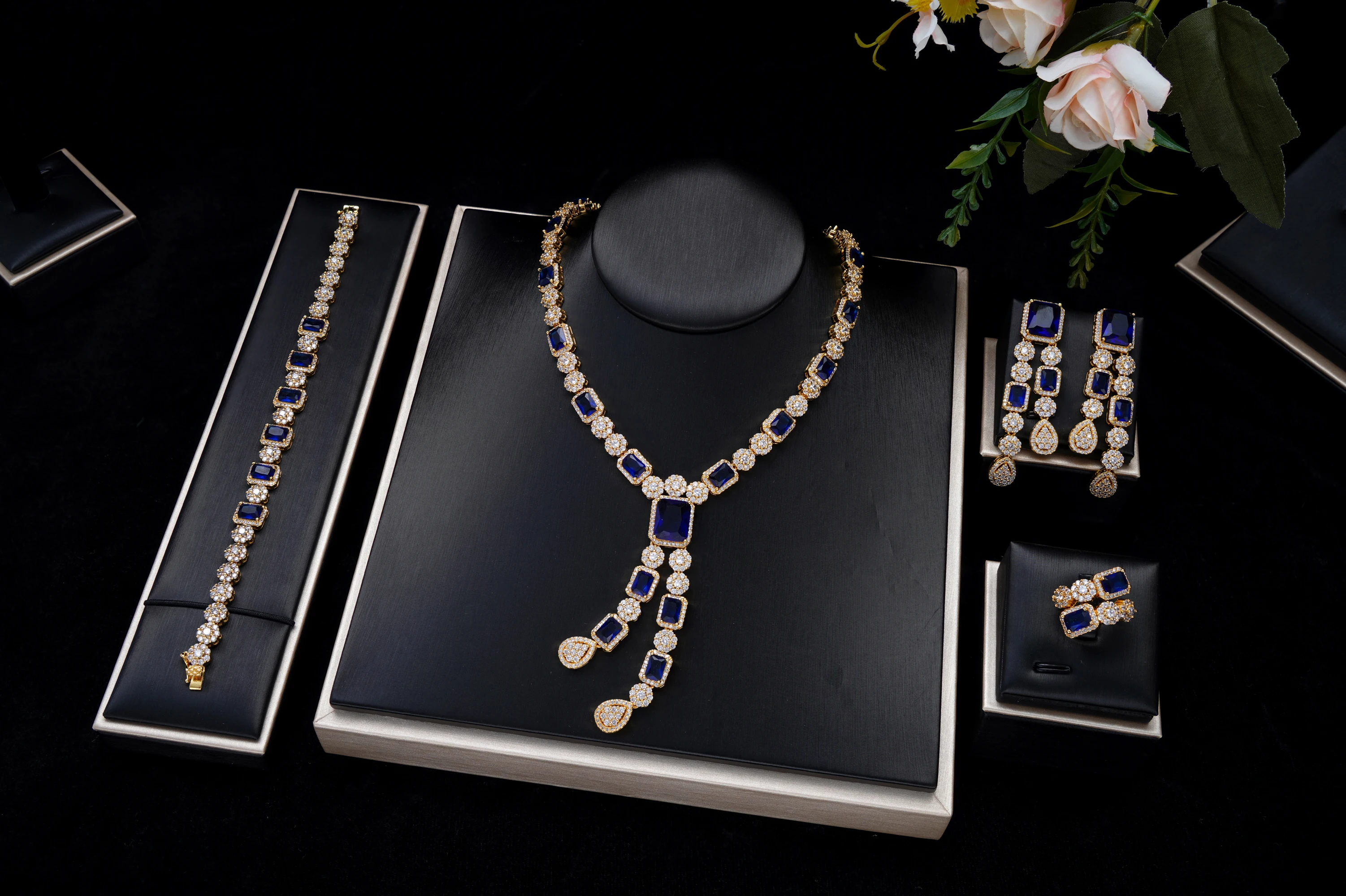 Exquisite,Unique And Stylish African And Middle Eastern Big Set - Stunning Zirconia Jewelry, Perfect for Wedding Parties