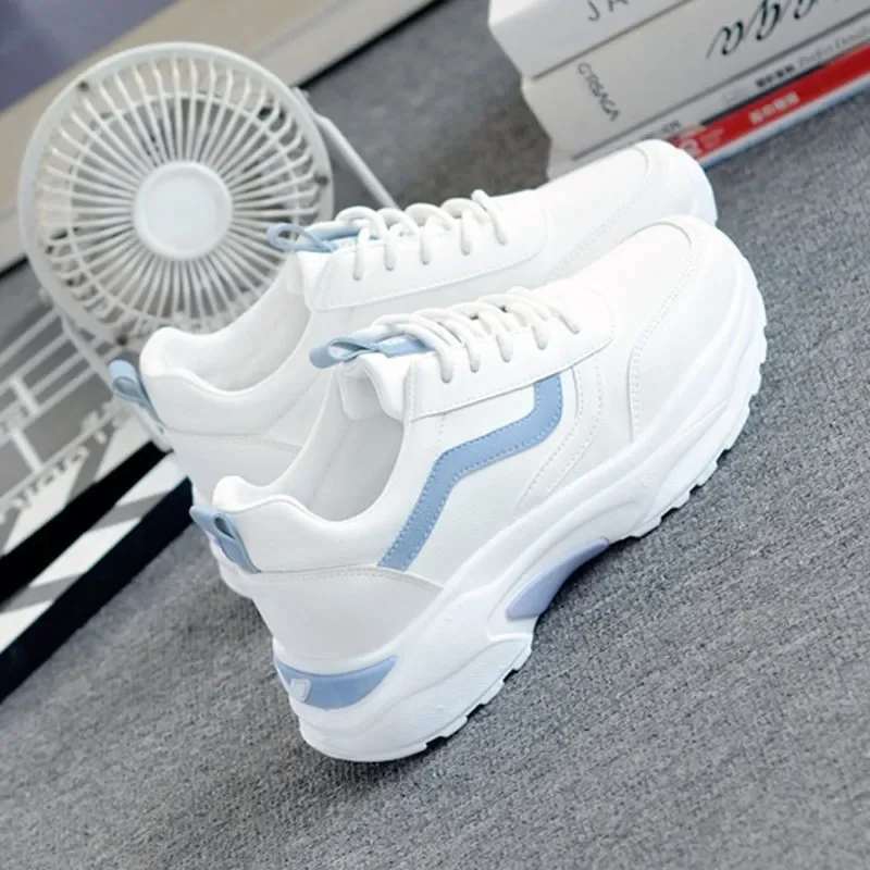 Korean version of dad shoes for women, casual and comfortable. 2024 new student thick soled sports shoes for women