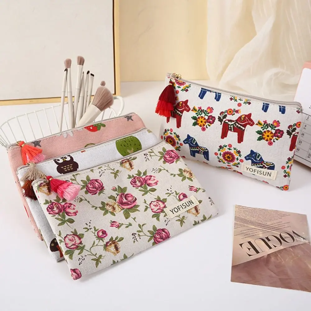 Vintage Floral Print Cosmetic Bag with Tassel Portable Jewelry Storage Bag Zipper Multi-purpose Zipper Toiletry Organizer Gifts