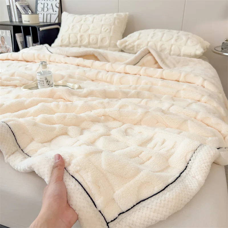 2024 New Tafu Velvet Love Pattern Embossed Napping Blanket Soft, Comfortable, Warm AB Side Single Double Person Blankets Quilt