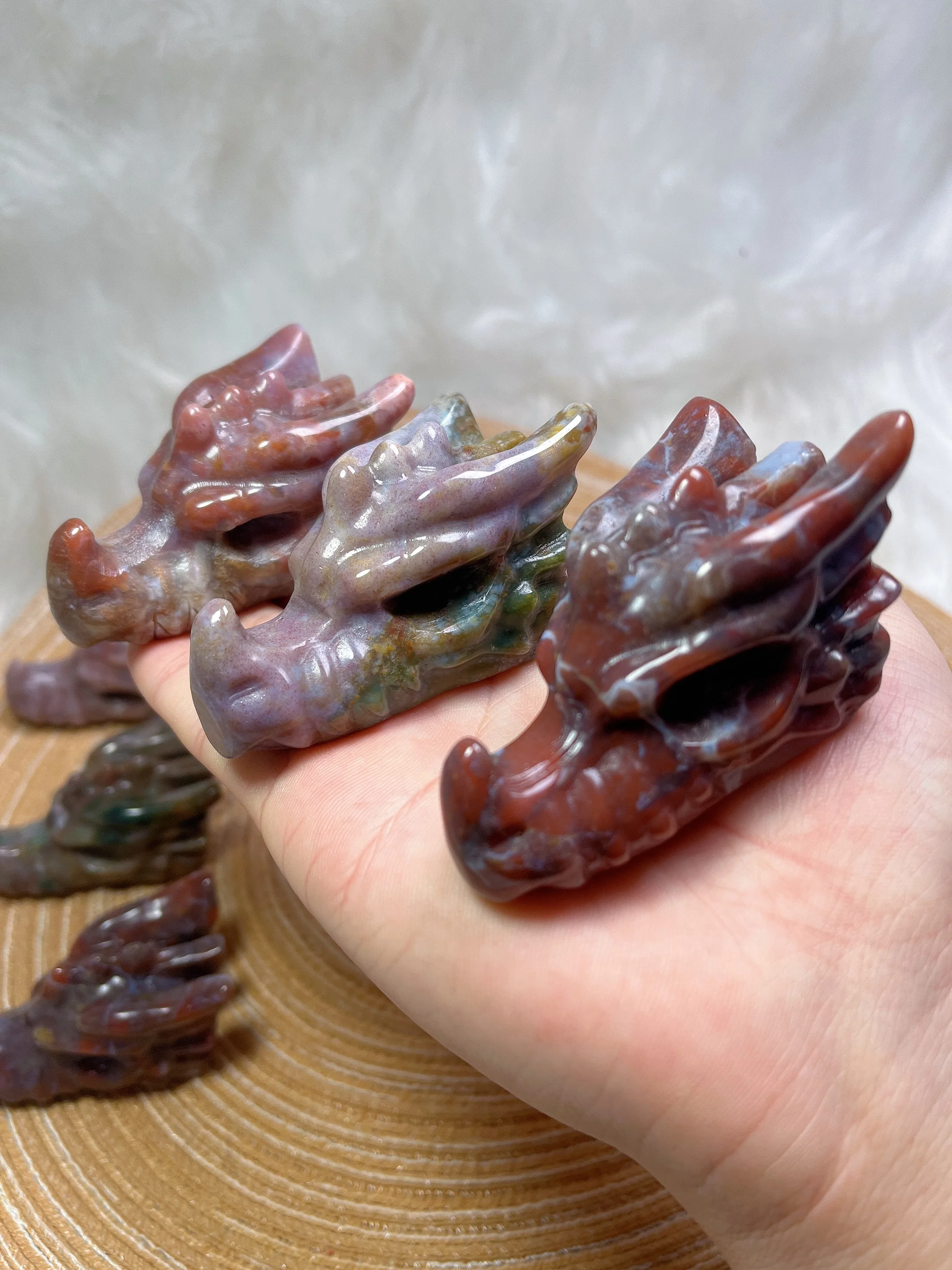 Best Selling Natural Animal Carved Crystals Ocean Jasper Dragon Heads Skulls Crafts For Home Decorations Gift