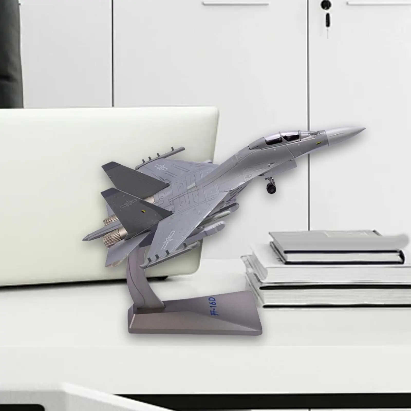 1/72 Scale Fighter Model with Display Base Simulation Collectables Aircraft Model for Bookshelf Cafe Bedroom Living Room Office