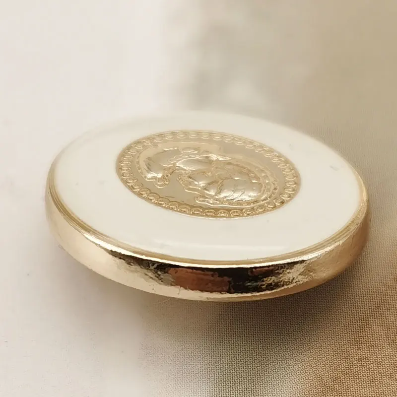 Ovale High-End glatte Gold Metall knöpfe für Kleidung Mantel Näh zubehör Näh knöpfe DIY Individuation Knöpfe neue 6 stücke – Detail 5