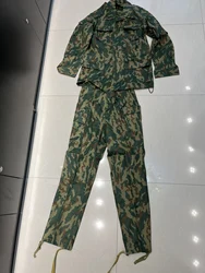 La tuta da uomo Vintage mimetica verde 93 VSR russa Include pantaloni top