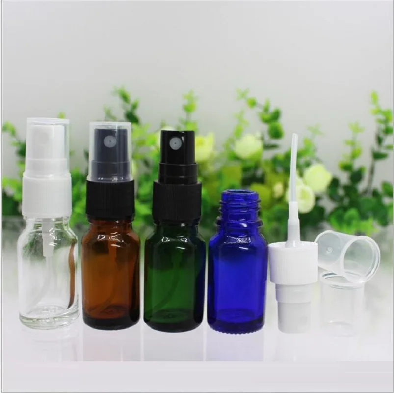 Flacone in vetro verde/trasparente/blu/marrone da 50 pezzi da 10ml con pompa spray per nebulizzazione nera bianca per l'imballaggio della pelle dell'acqua del siero dell'olio essenziale