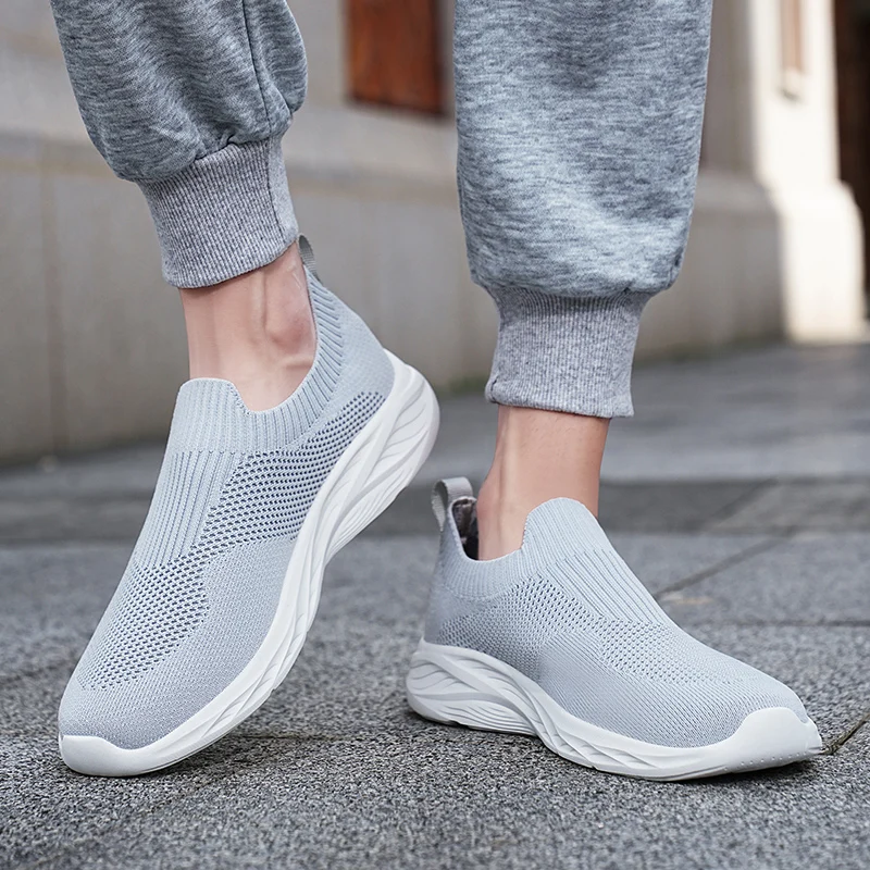 

Lightweight And Durable Men's Casual Sports Shoes For Summer Comfort Breathability Mesh Anti Slip Running Shoes Men's Sneakers