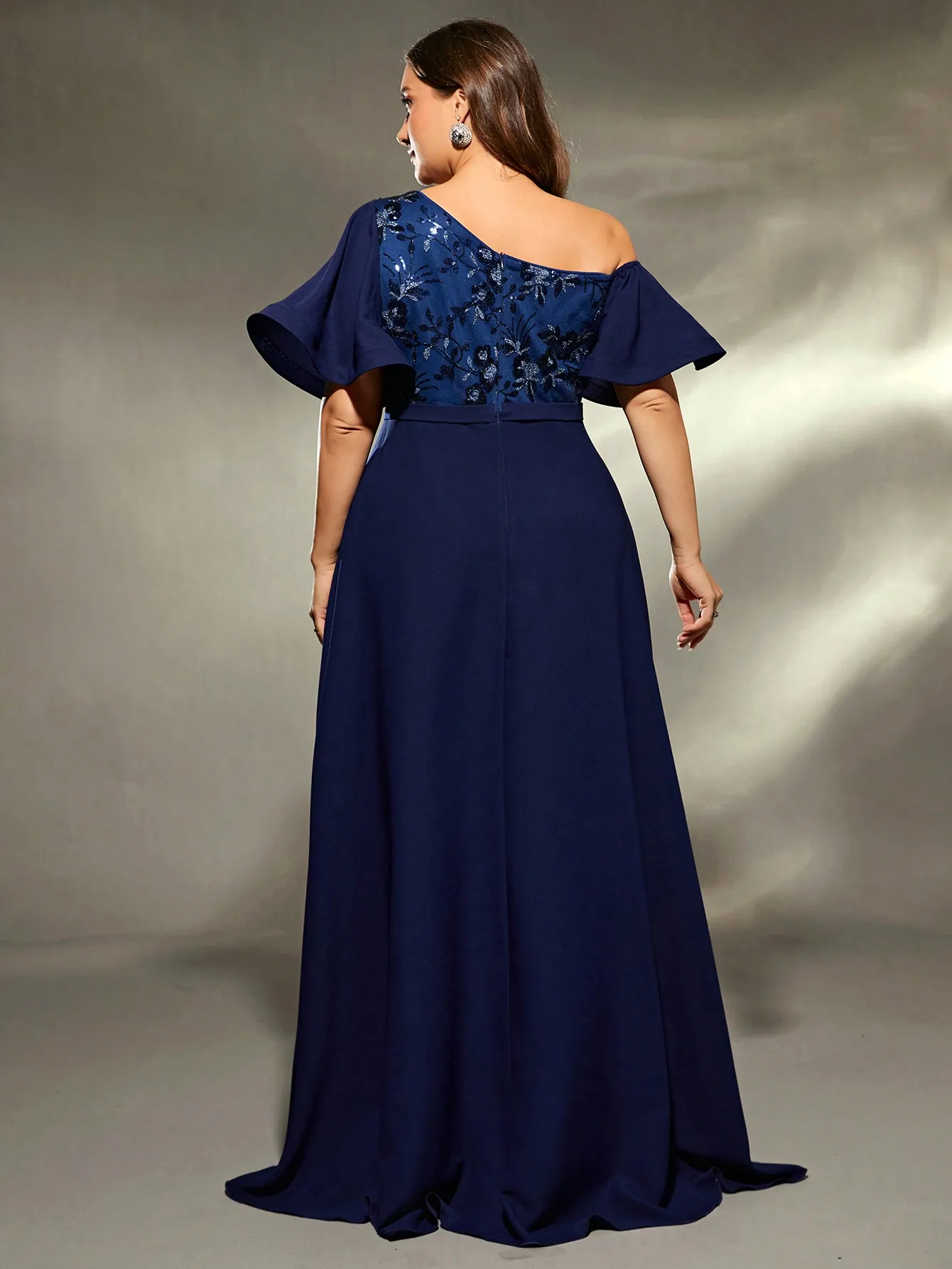 Mgiacy plus size Diagonal shoulder irregular sequin embroidery patchwork large flared sleeves full length Evening gown