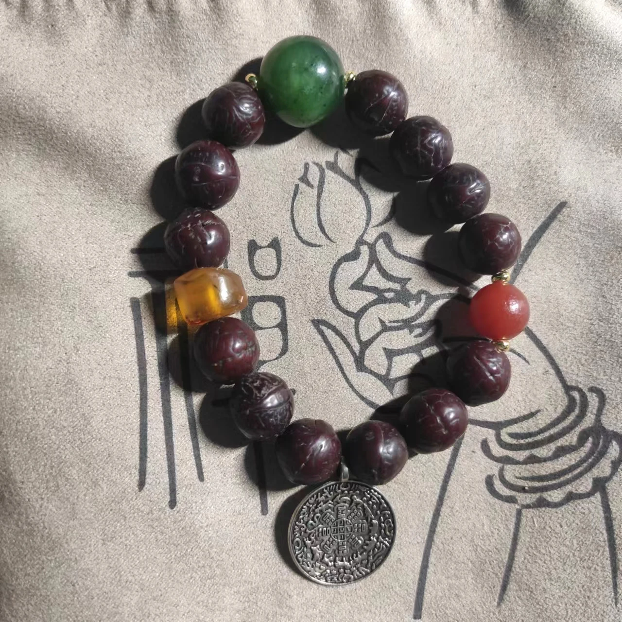 1 Buah/Lot Gelang Bodhi Hyaceng Gondok Tua Kacang Kayu Tibet Dihiasi Amulet Gosip Jiugong Perak Tibet