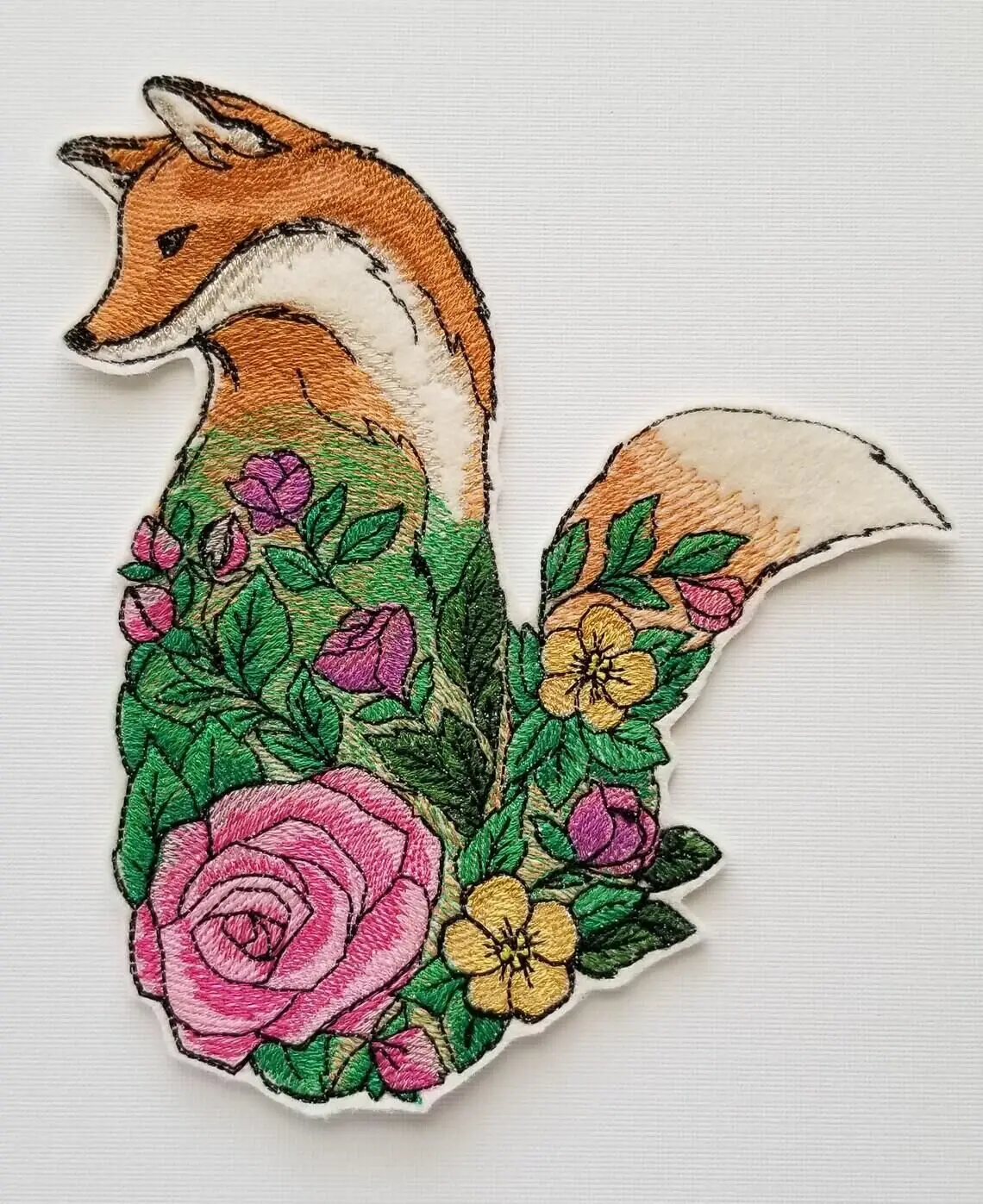 Custom Floral Fox Embroidery Patches Designs Animal Patches Appliques for Garment Coat Sweashirts  Bags Big Size Cartoon Pretty