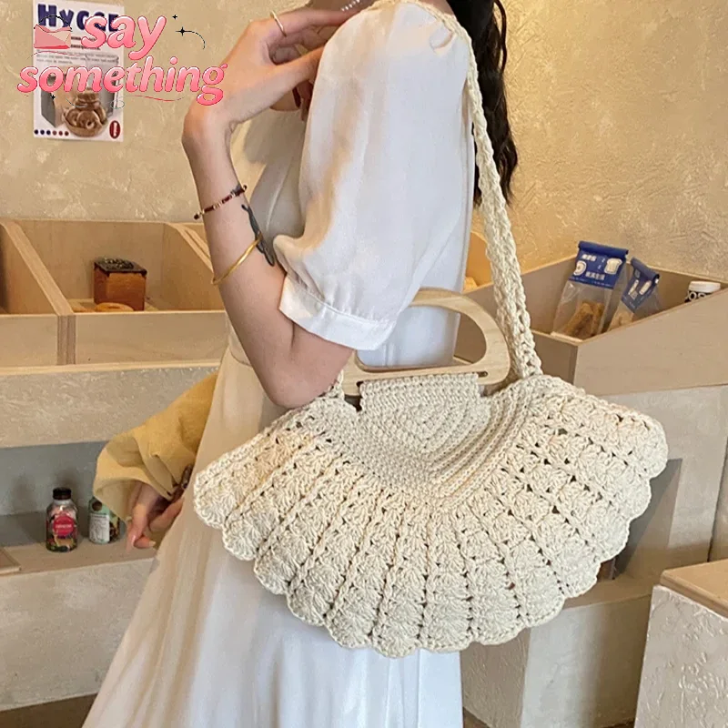 Shell Shape Straw Clutch with Wooden Shoulder Bags New Sweet Elegant Women's Crochet Handbag Trendy Summer Beach Crossbody Bags