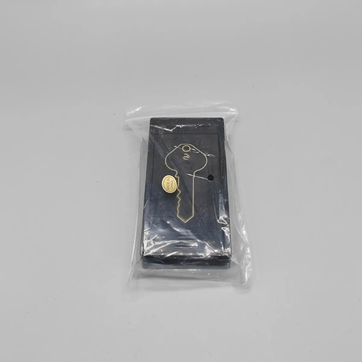 Magnetic Car Key Box Anti-Loss Secret Hidden Key Storage Box Portable Hidden Car Key Tool